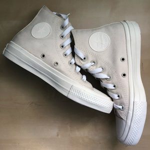 NEW Cream Beige High Top Converse